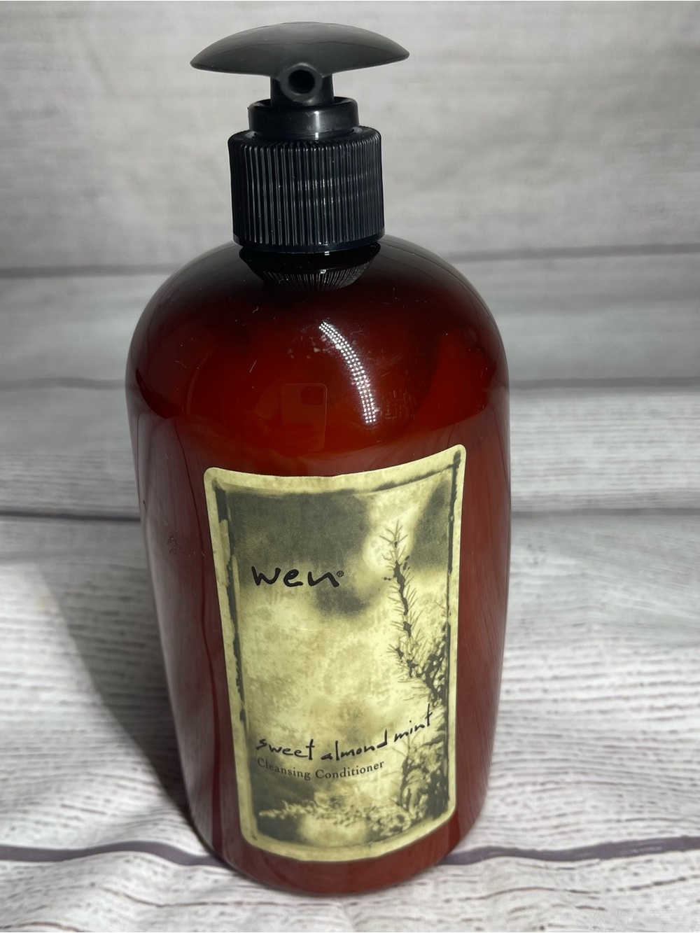WEN By Chaz Dean Sweet Almond Mint Cleansing Conditioner 16 fl oz